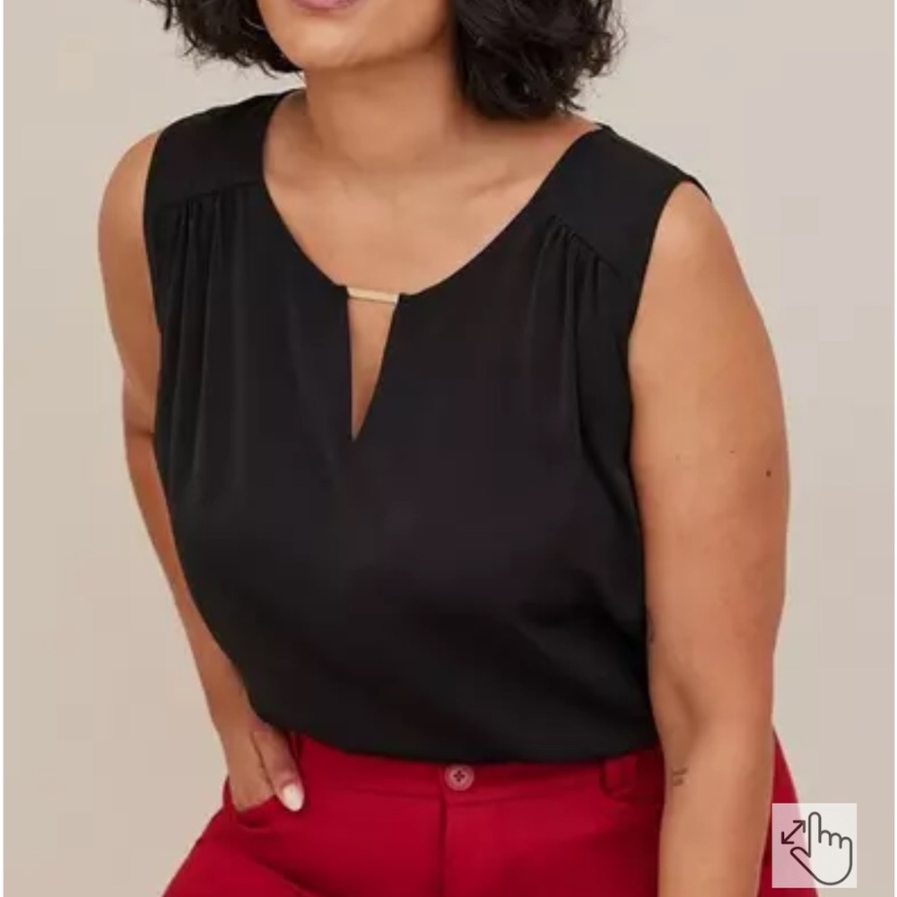 Torrid 2 Studio Crepe de Chine Woven Metal Keyhole Tank